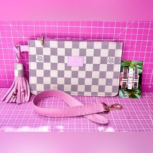 💗 Damier Azure Pink Pochette Leather Wristlet Pouch bag